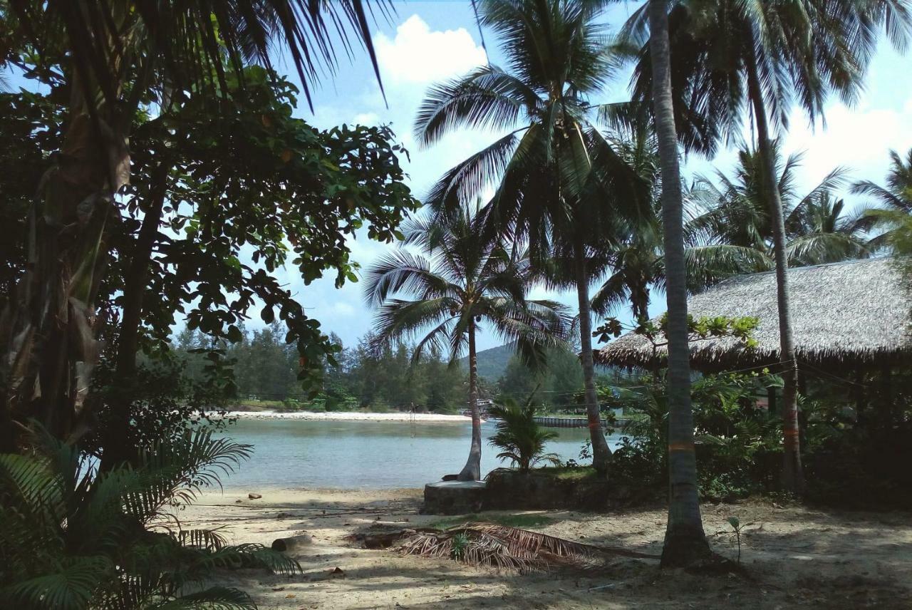 Bamboo Bay Hotel Srithanu Buitenkant foto